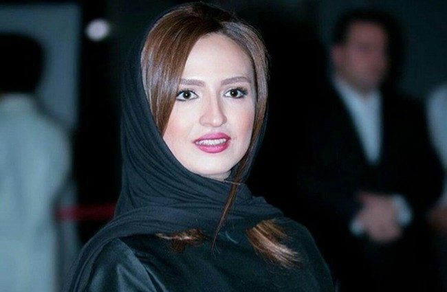 استایل شیک و جذاب گلاره عباسی در جشنواره فجر