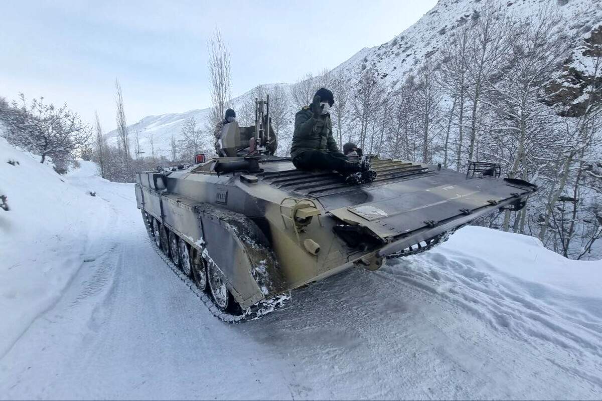 نجات مردم گرفتارشده در پیست اسکی شیرباد توسط گروه‌های امدادی, ارتش و سپاه