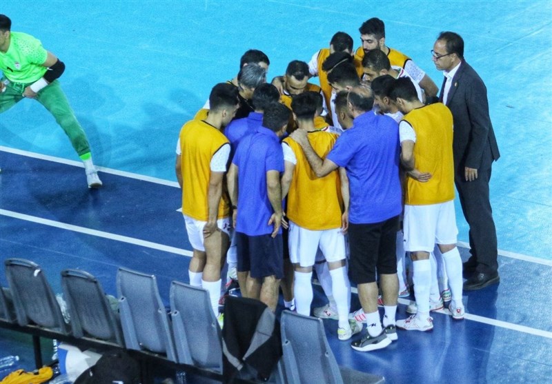 تیم ملی فوتسال کشورمان در اولین دیدار خود برابر مراکش شکست خورد