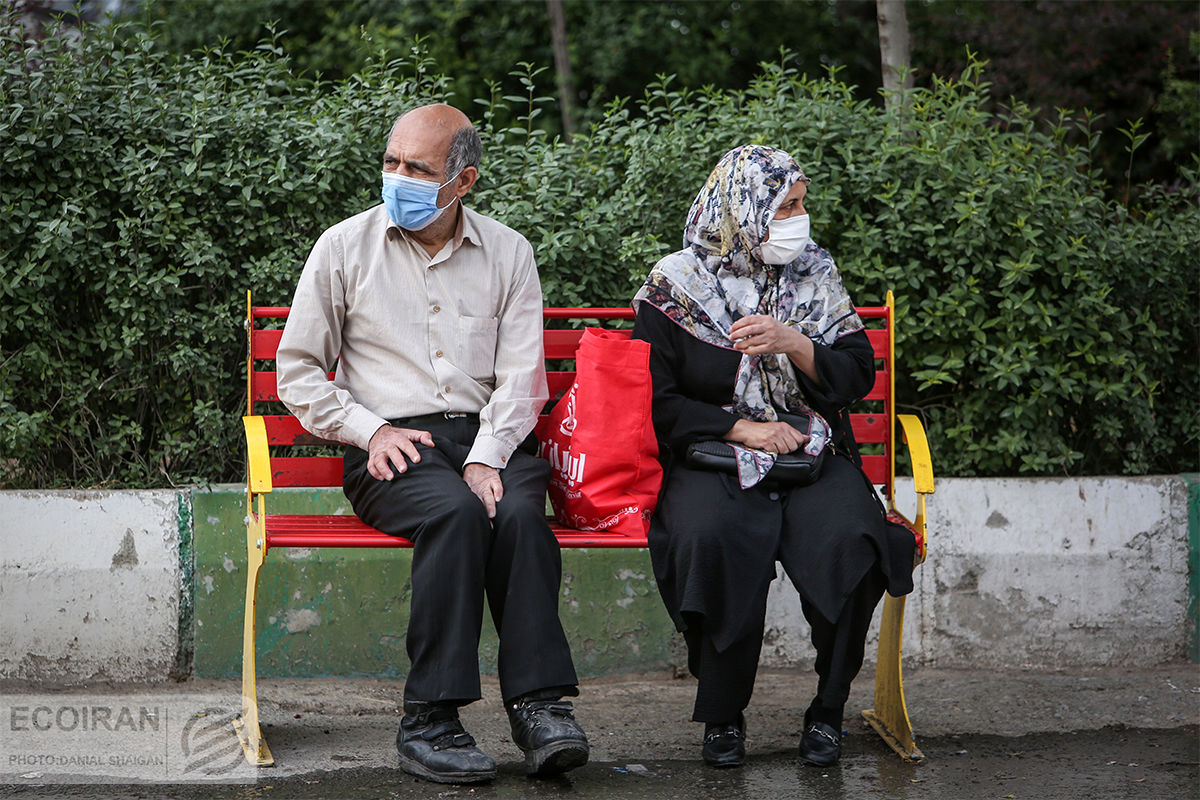 زنگ خطر را برای جامعه ایرانی/ ایران سرای سالمندان می‌شود