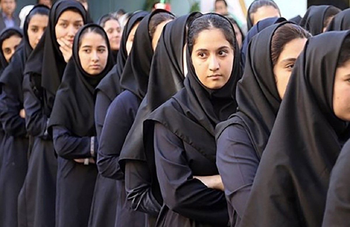 طرح عفاف و حجاب در مدارس دخترانه