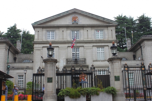 سفارت هلند: تا اطلاع ثانوی کلیه امور متوقف می‌باشد