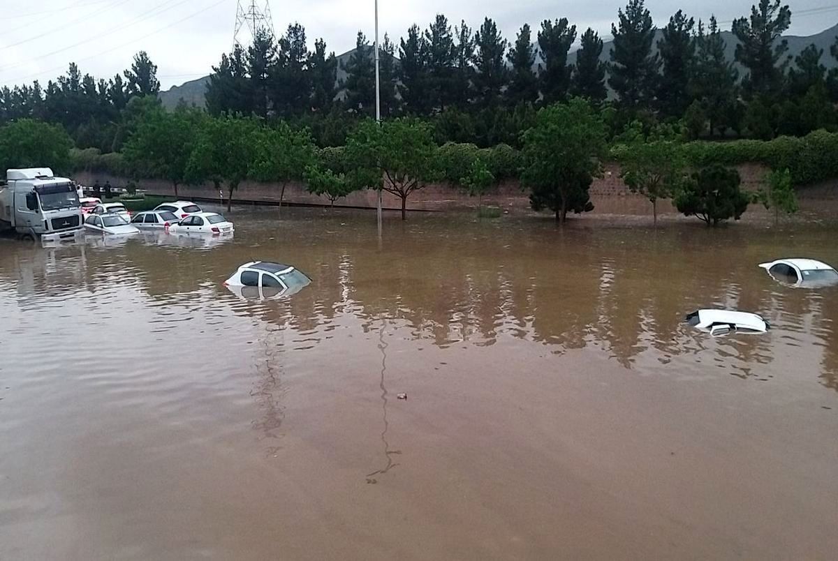 بارش شدید و بی‌سابقه باران و تگرگ در مشهد شنبه ۲۹ اردیبهشت ۱۴۰۳