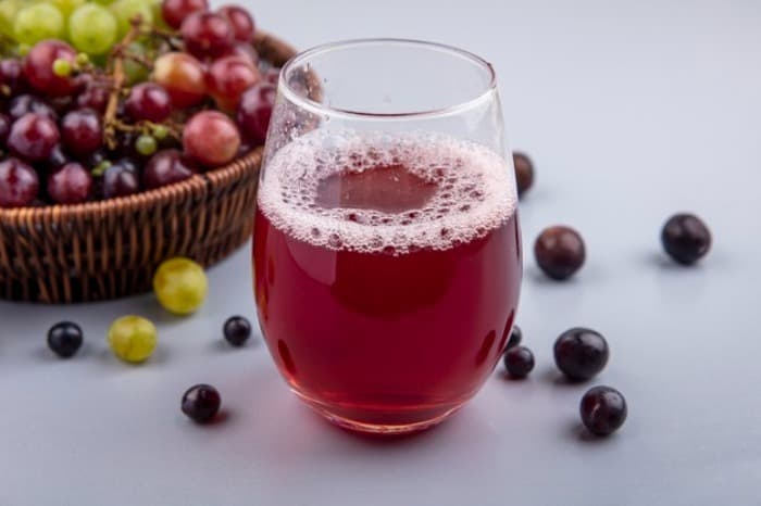 نوشیدن آب انگور ویروس‌های معده را از بین می‌برد