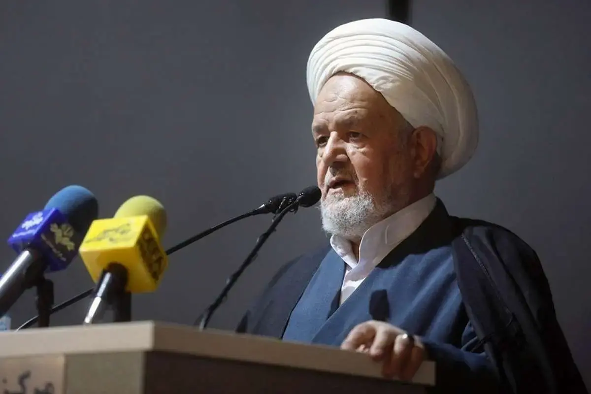 واکنش رئیس دفتر عقیدتی سیاسی فرماندهی کل قوا به اظهارات قاسمیان/ برای نظام هزینه زیادی فراهم کرد/ اظهارنظر بدون توجه به تبعات، پدیده عجیبی است