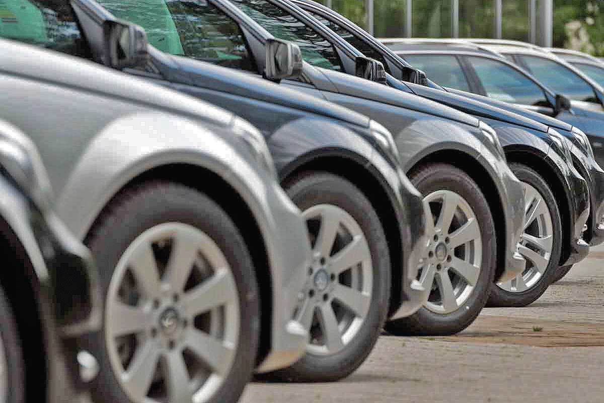 قیمت خودرو‌های ایران خودرو امروز پنجشنبه ۸ خرداد ۱۴۰۴ + جدول | اقتصاد24