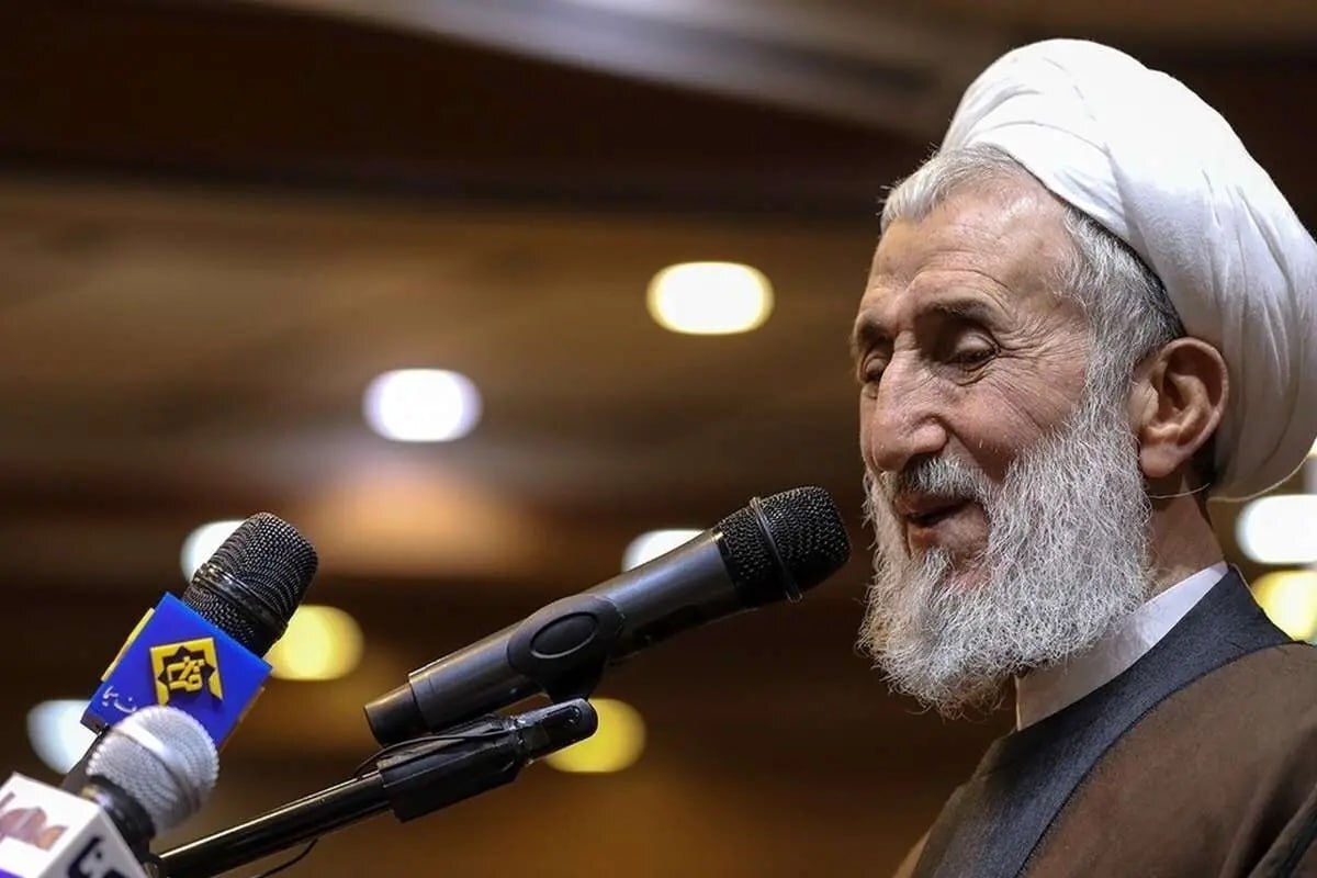 احمد زیدآبادی: آقای صدیقی، یا بی‌نهایت ساده اید یا بی‌نهایت زرنگ