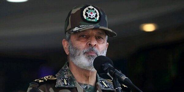 بازدید رئیس ستادکل نیروهای مسلح از پایگاه موشکی هوافضای سپاه