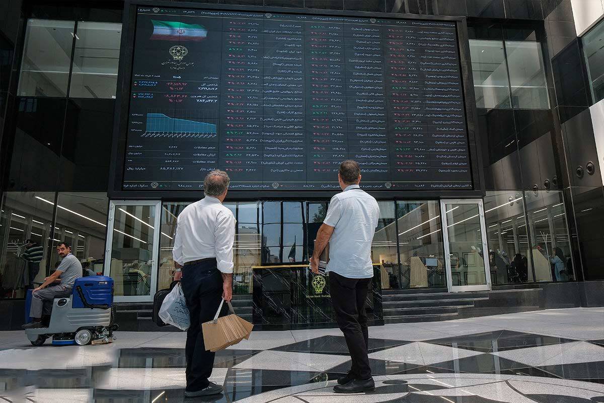 تعطیلی بورس؛ سپری برای ثبات در میانه آتش/ پیش‌بینی بازار سرمایه در اولین روز فعالیت در هفته آینده