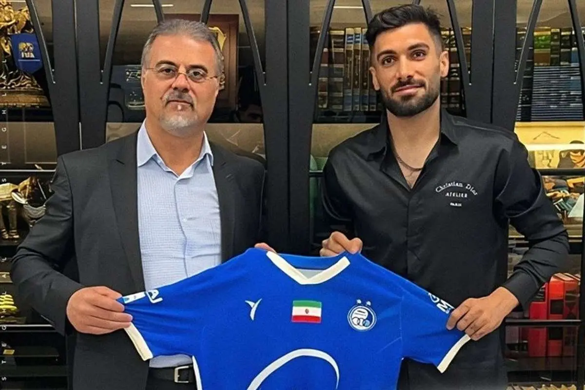 رسمی؛ عارف آقاسی به استقلال پیوست