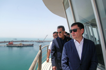 بازدید وزیر حمل و نقل ازبکستان از بندر شهید رجایی