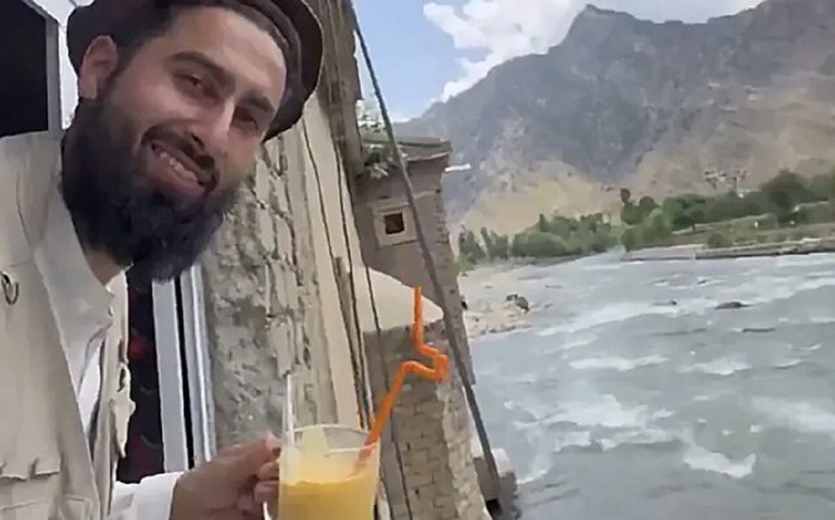دعوت طالبان از گردشگران آمریکایی!