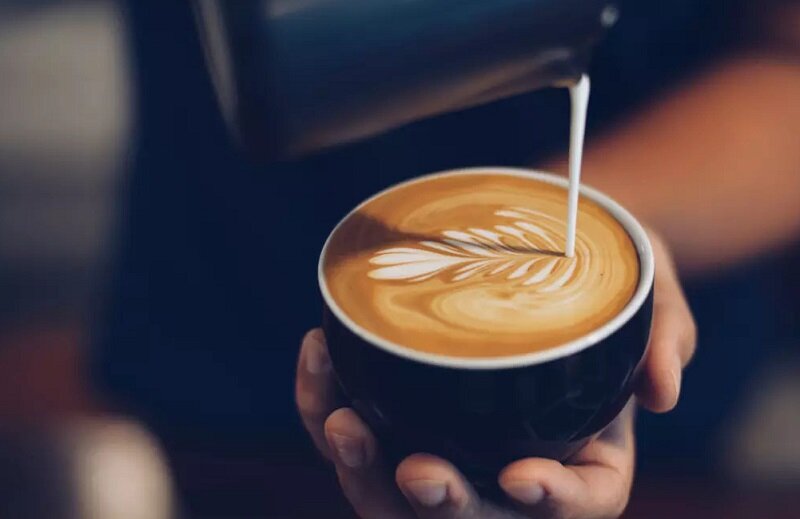 معرفی ۶ نوشیدنی خوشطعم برای کنترل قند خون