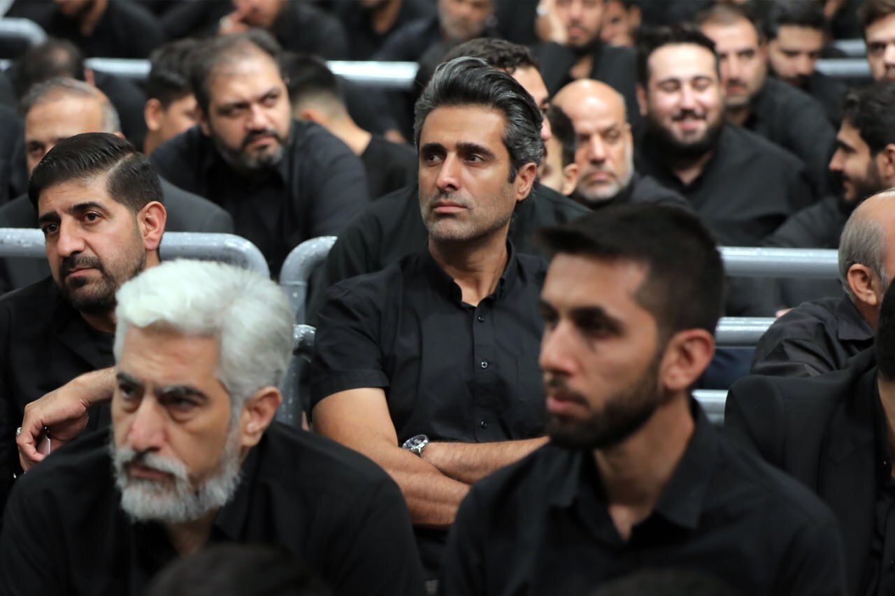 عکس/ مراسم شام غریبان در حسینیه امام خمینی (ره)