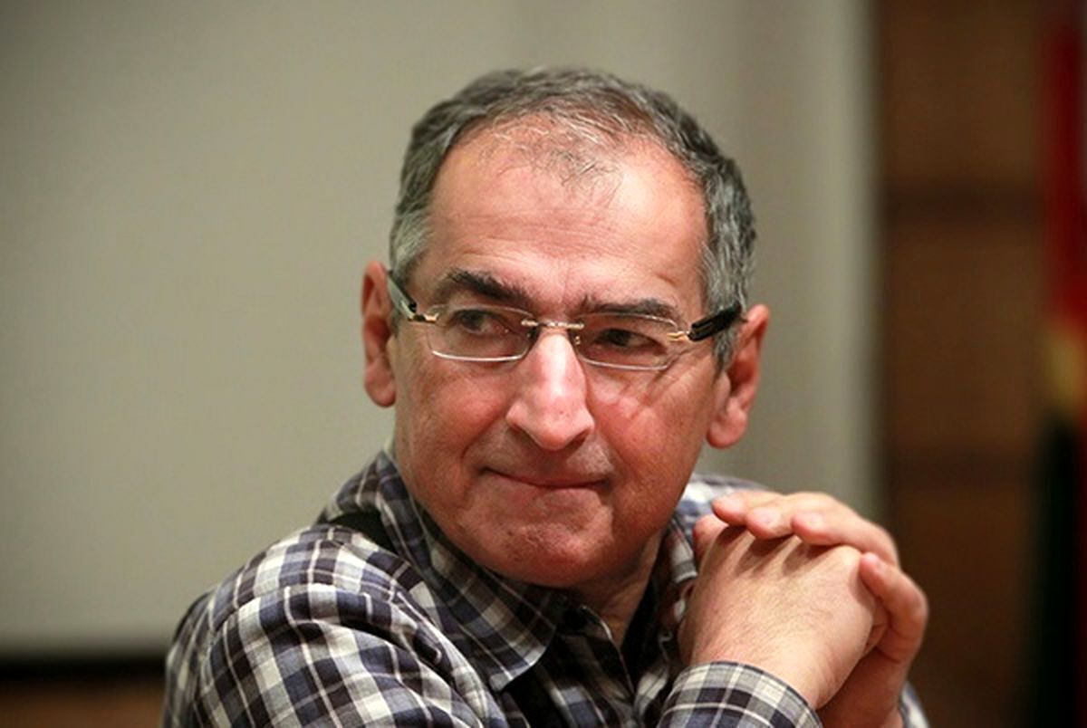 زیباکلام: واقعا مملکت داری ما معرکه است؛ در تامین آب و برق مانده ‌ایم اما بفکر افزایش جمعیت هستند!