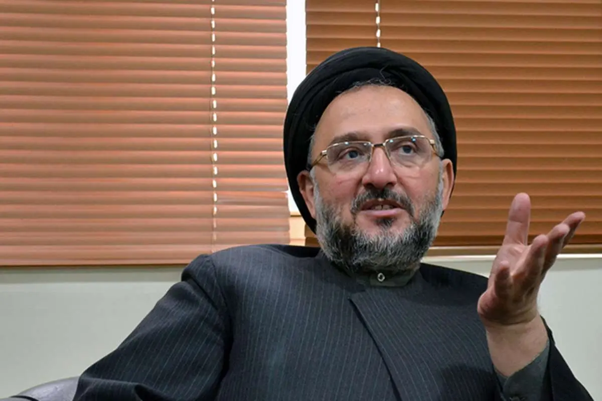 ابطحی: پزشکیان مظلوم ترین رئیس‌جمهور ایران است