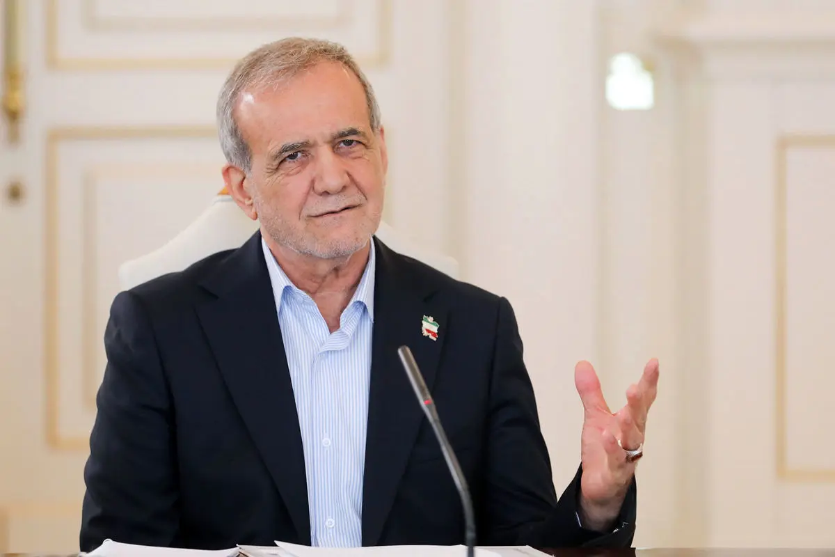 پزشکیان: با هر تصمیم و اقدامی که ناامنی دیجیتال را گسترش دهد، مخالفم