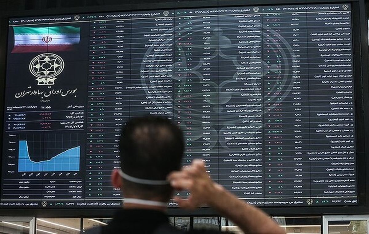 کاهش ۳۵ درصدی ارزش معاملات بورس‌ها در تیرماه نسبت به خرداد