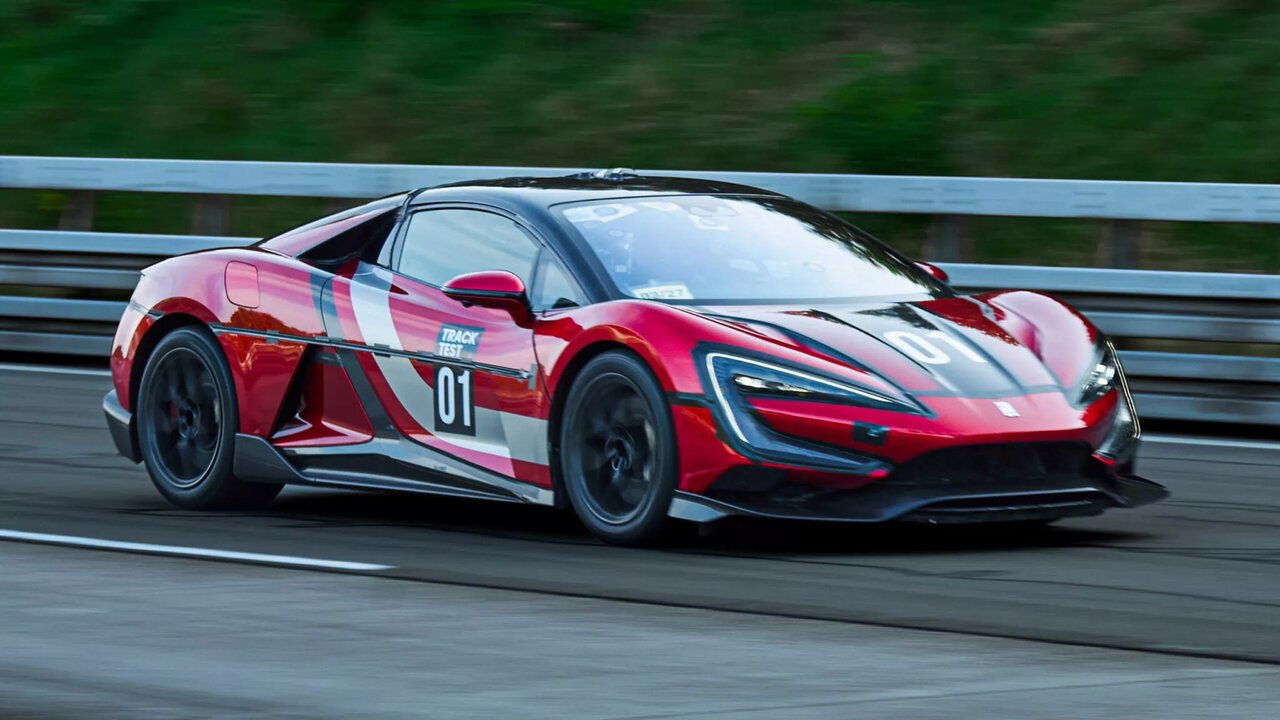 سریع‌ترین خودروی برقی جهان / موشک چینی به سرعت ۴۷۲ کیلومتر در ساعت رسید