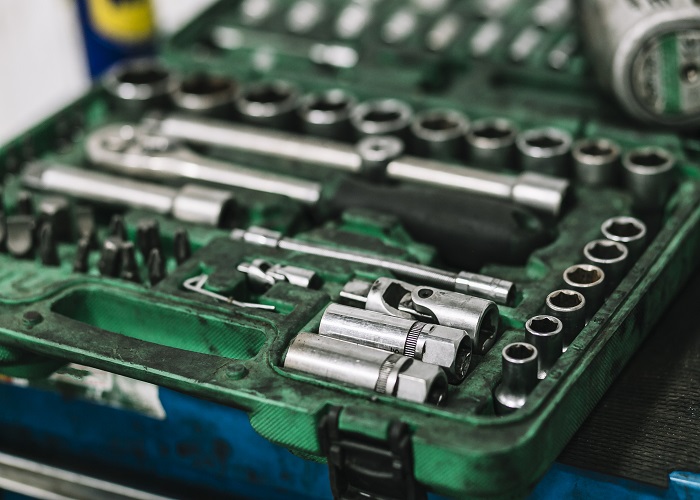 ۷ اشتباه مرگبار در خرید جعبه بکس که پولتان را هدر می‌دهد