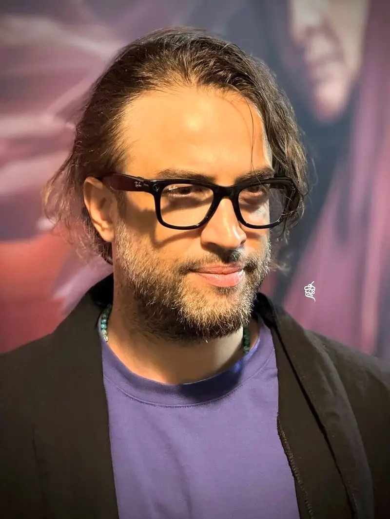 چهره متفاوت بنیامین بهادری در ۴۳ سالگی