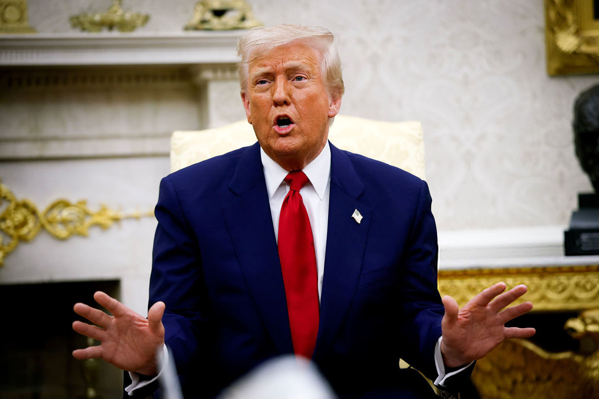 حمله جدید ترامپ به رسانه ها + عکس