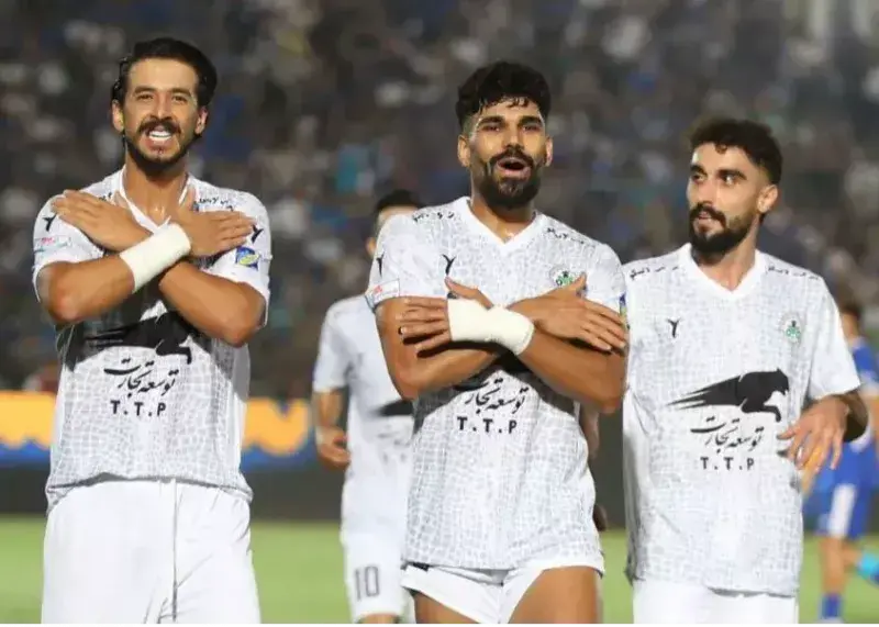 استقلال ۳ - ذوب آهن ۳ | سخت‌ترین کامبک آبی‌ها با ضربه سر رامین