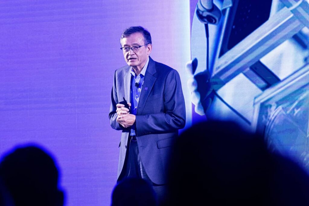 مدیرعامل اینتل به درخواست ترامپ برای استعفا واکنش نشان داد