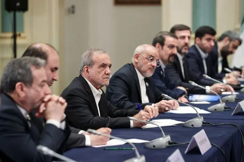 دیدار پوتین و پزشکیان/ روابط ایران و روسیه دوستانه و چندبعدی است