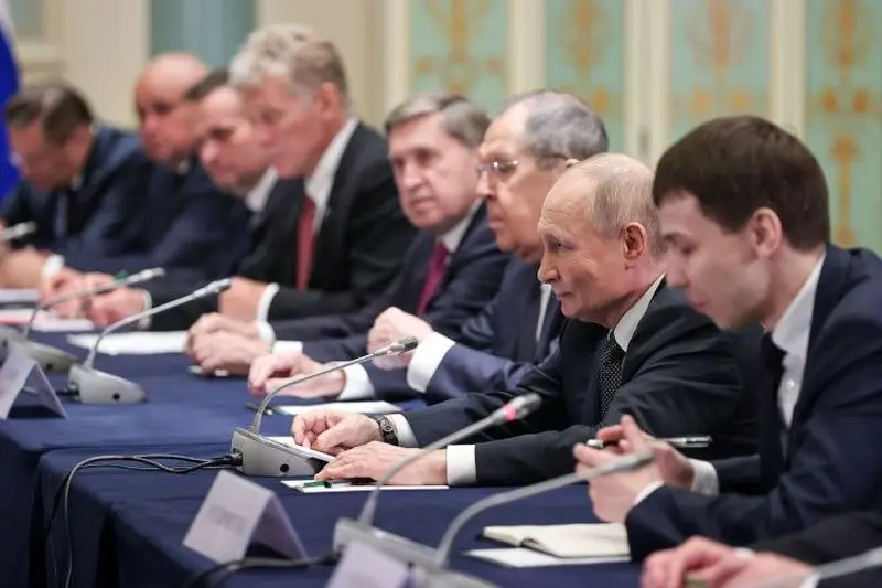 دیدار پوتین و پزشکیان/ روابط ایران و روسیه دوستانه و چندبعدی است