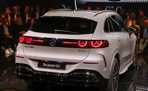 مرسدس‌بنز از مدل الکتریکی GLC رونمایی کرد