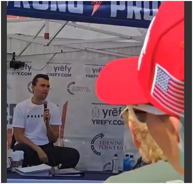 اولین تصاویر از لحظه ترور چارلی کرک | متحد ترامپ مورد اصابت گلوله قرار گرفت | واکنش فوری ترامپ به ترور دوستش