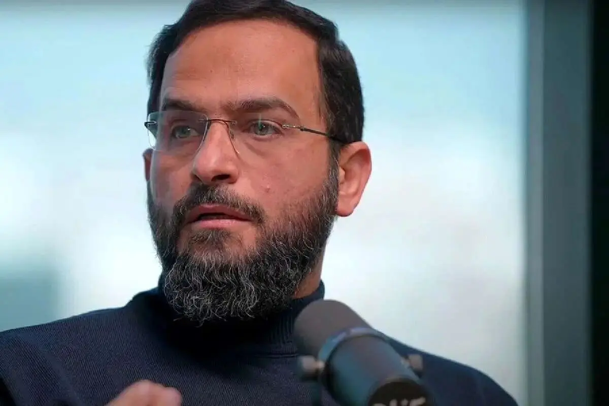 محسن برهانی: موتورسواری بانوان همانند سوارکاری شرعاً آزاد است!