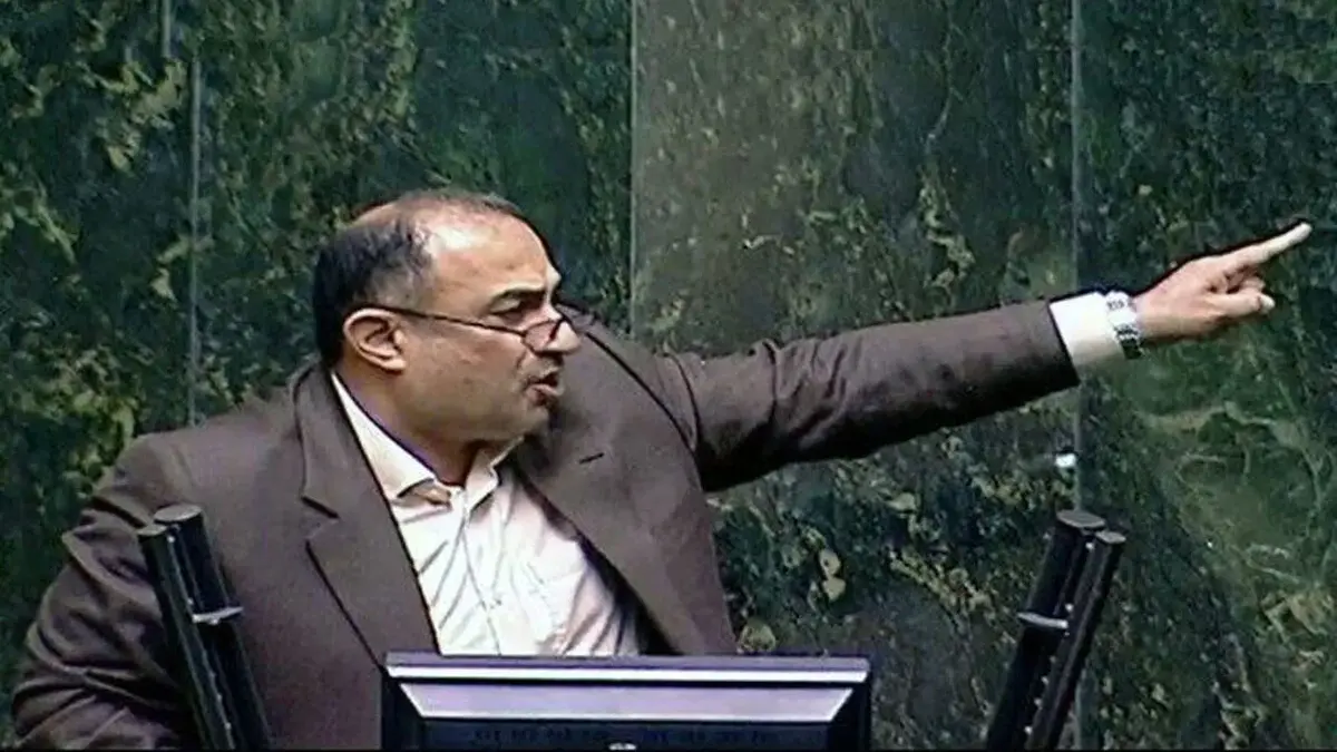 نماینده مجلس: حتما مسائل بزرگتری هست که جلوی قانون حجاب را گرفتند