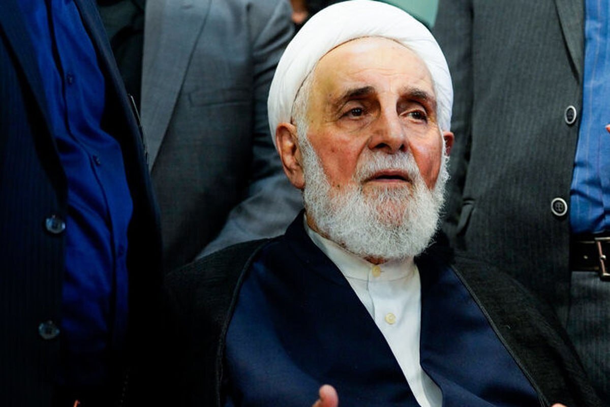 حسین شریعتمداری، ناطق نوری را هم از جرگه انقلاب خارج کرد!