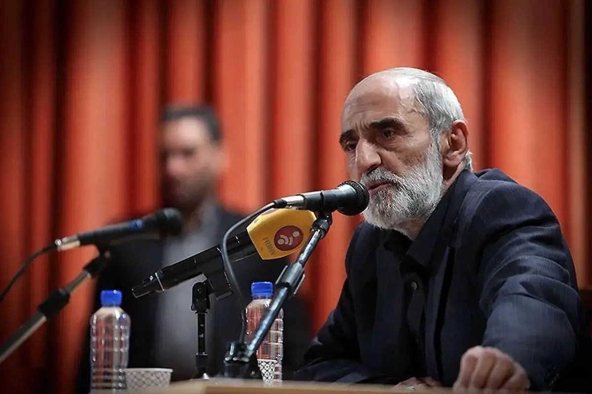 شریعتمداری: دروغ می گویند که قانون حجاب را شورای عالی امنیت ملی متوقف کرده است