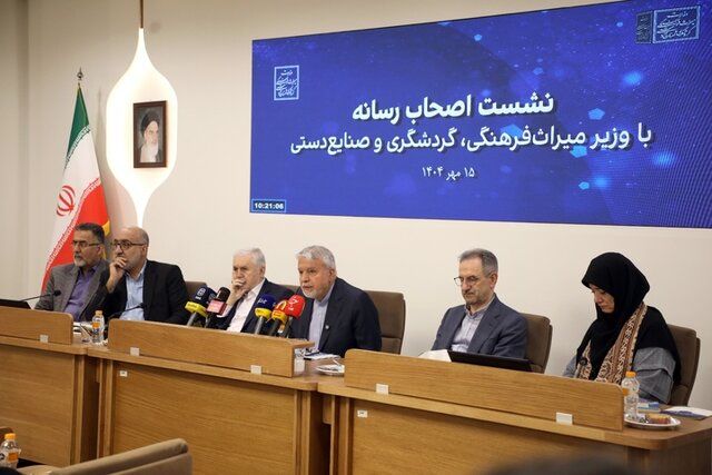 صالحی امیری: مولانا را نه به کشوری بخشیدهایم و نه کشوری آن را به ما بخشیده است