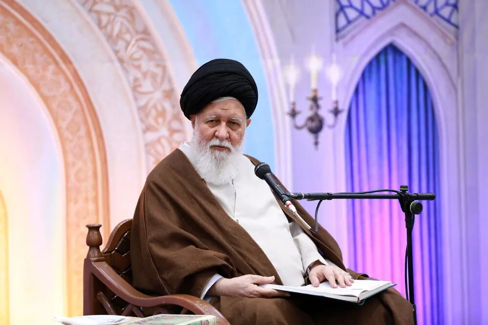 علم الهدی: عدهای روی این موضوع کار میکنند که بیحجابیها و لاابالیگریها باید آزاد باشد