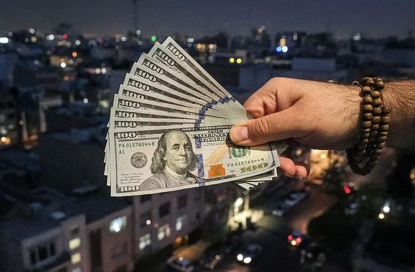 کارت بانکی گردشگران خارجی کلید خورد