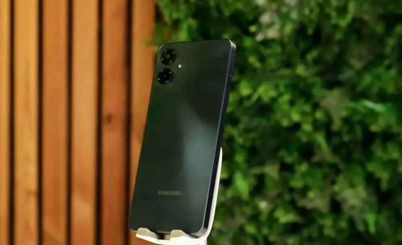 راهنمای خرید گوشی‌ موبایل سامسونگ - آبان 1404