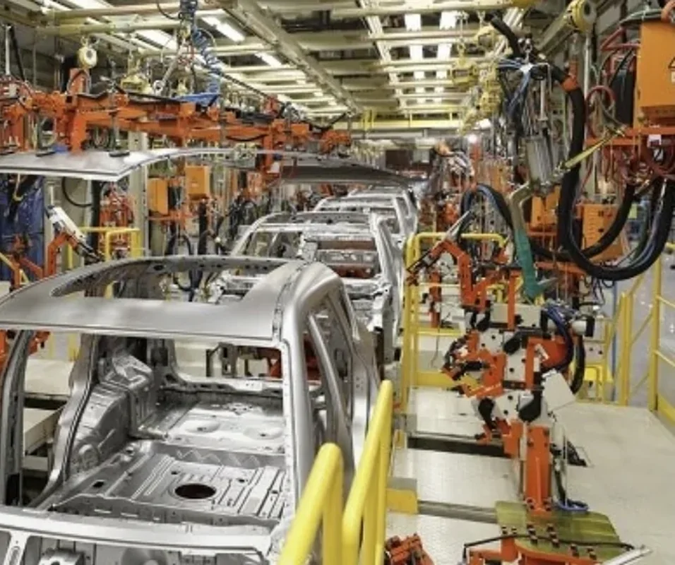 تداوم زیاندهی خودروسازان؛ زیان انباشته ۲۵۵ همت شد