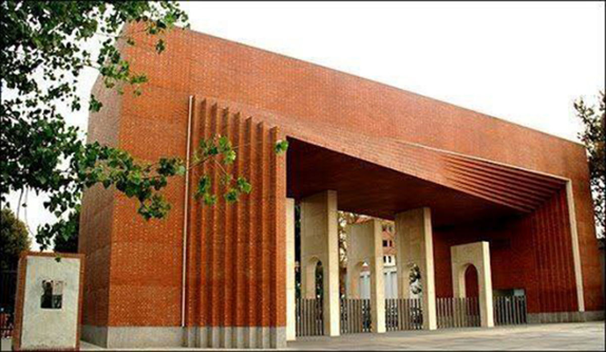 خبر وزیر علوم در زمینه رفع تحریم دانشگاه شریف