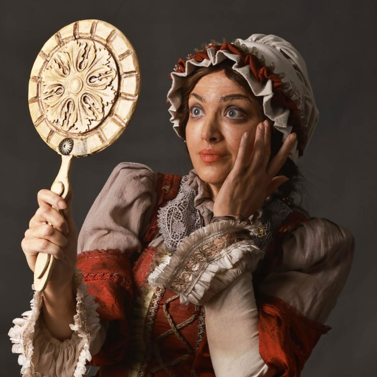 تغییر چهره بهنوش طباطبایی به سبک «نانسی»!