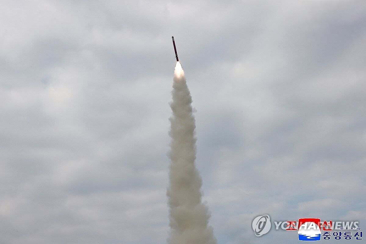 کره شمالی یک موشک بالستیک پرتاب کرد