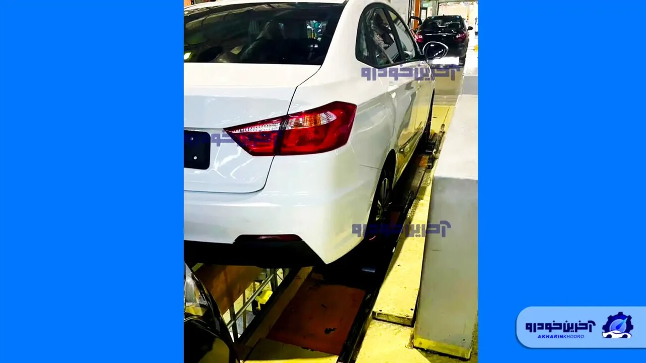 لوگوی جدید ایران‌خودرو نصب شد