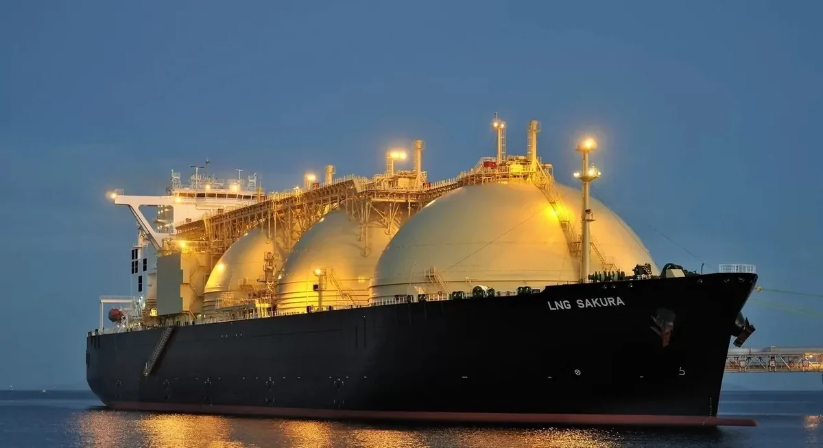 چرا ایران با ۳۴ تریلیون مترمکعب گاز هنوز یک قطره LNG صادر نکرده است؟