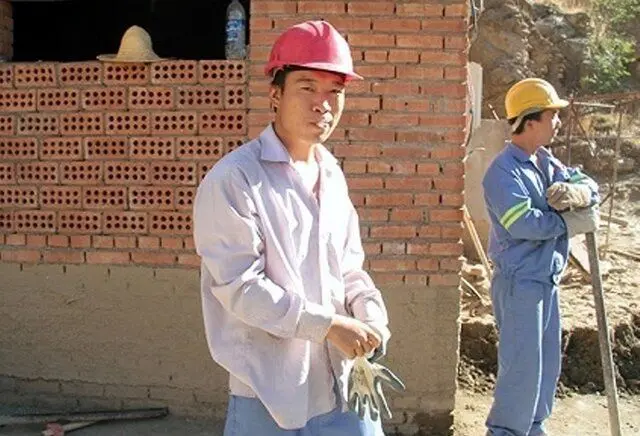 اتباع غیرمجاز و مازاد بر نیاز باید کشور را ترک کنند