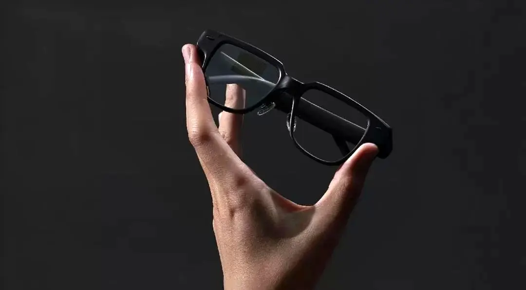 رونمایی از عینک هوشمند جدید لنوو؛ گجتی برای حرف زدن، ترجمه و سخنرانی!