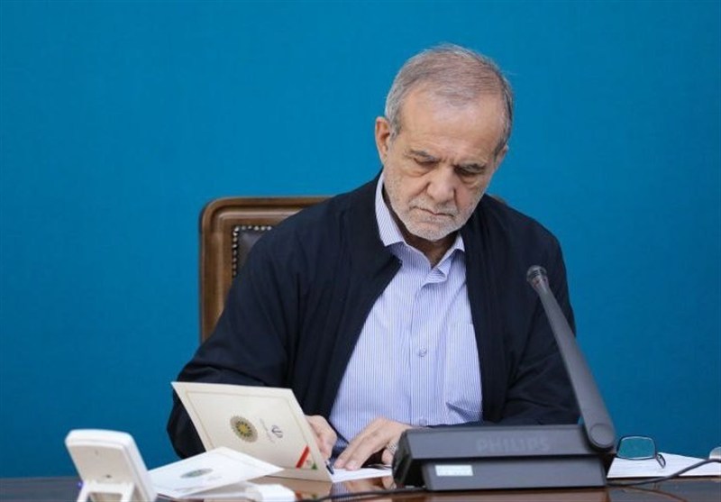 پزشکیان درگذشت بهرام بیضایی را تسلیت گفت