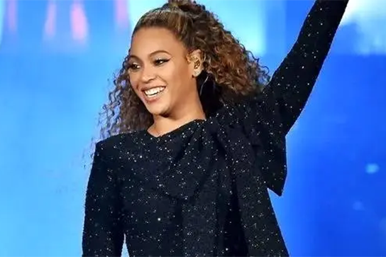 بیانسه رسماً میلیاردر شد!